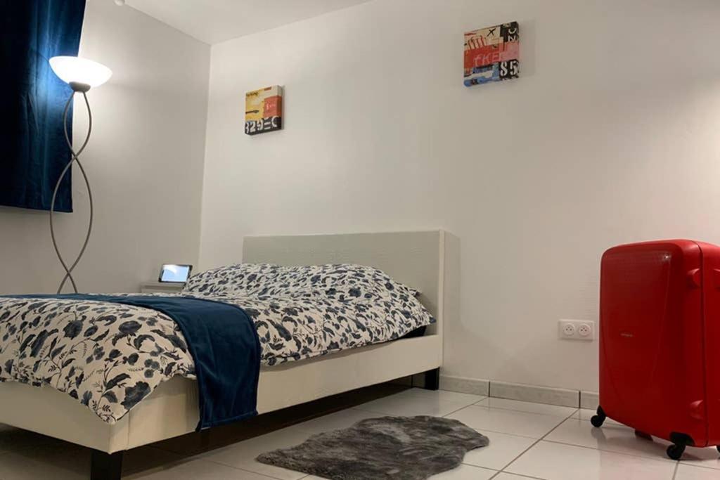 Appartement La Belle Étoile à Noisy-le-Grand Extérieur photo