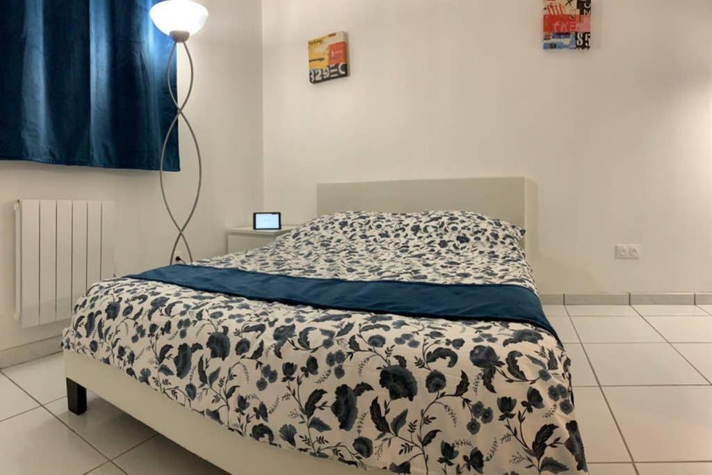 Appartement La Belle Étoile à Noisy-le-Grand Extérieur photo